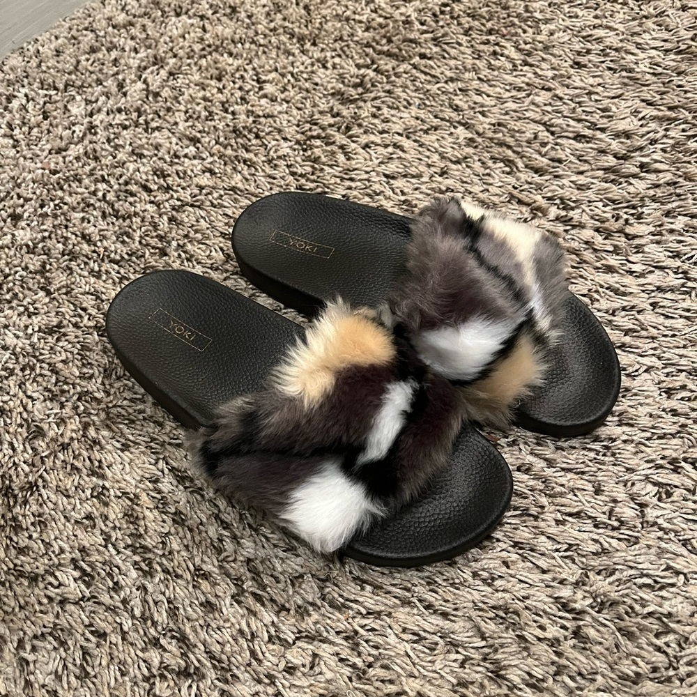 Multi color slides